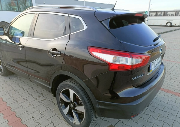 Nissan Qashqai cena 59000 przebieg: 119000, rok produkcji 2016 z Leszno małe 211